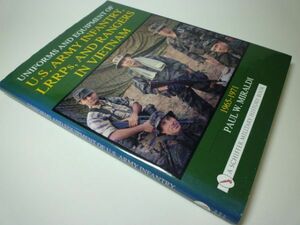 YHC14 [洋書]UNIFORMS AND EQUIPMENT OF U.S.ARMY INFANTRY, LRRPs, AND RANGERS IN VIETNAM