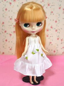 Doll Dressingハンドメイド ブライス/ペッパーちゃんサイズお洋服セット人形アウトフィット/衣装/ドール服/薔薇ワンピース白/ドレス/レトロ