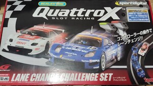 タカラQXS02★スロットカーサーキット Scalextric★レーンチェンジチャレンジセット★コース一式 車無し 未使用 スケーレックストリック