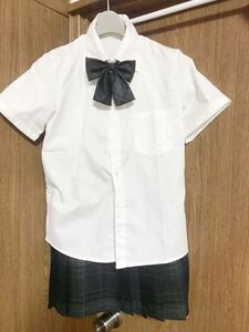 制服 3点セット　プリーツスカート　半袖Yシャツ　リボン　女子高生　J K コスプレ　チェック柄ミニスカート　入学式　卒業式　ハロウィン