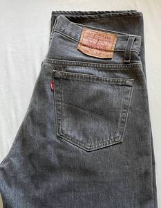 送料込み！90S米国製 LEVIS リーバイス501-0658 先染めブラック 裾ユニオンスペシャル！刻印552 表記W32L34 ヴィンテージ[XX502.505.606.66