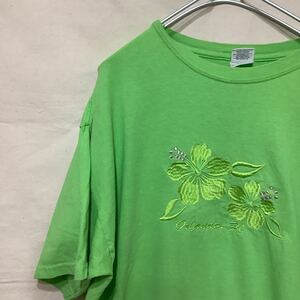 388.アメリカ買付け古着刺繍Tシャツハイビスカス古着アメカジUSAサイズXL蛍光グリーンビッグサイズビンテージ 海かわいいビンテージ