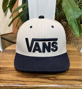 VANS OFF THE WALL／スナップバックキャップ／グレー×ネイビー／メンズフリーサイズ