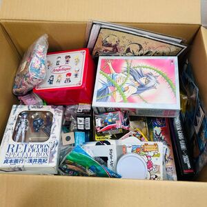 おもちゃ まとめ アニメグッズ　まとめ　ニーアオートマタ エヴァンゲリオン しまじろう　ダッフィ ガンダム 一番くじ フィギュア 等