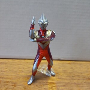 ウルトラマンティガ マルチタイプ HG ウルトラマン11 ガシャポン / ゴジラ、ガメラ、超動、怪獣名鑑、特撮大百科、東宝怪獣コレクション等