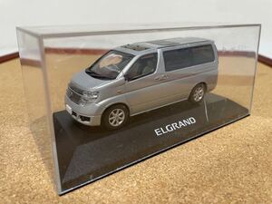 NISSAN ELGRAND 日産 エルグランド 1/43 ミニカー カラーサンプル シルバー