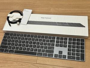 希少・美品！AppleMagic Keyboard テンキー付き・US配列 Magic Trackpad ブラックセット・オマケ多数あり