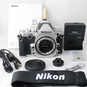 ★極上品★ショット数4116回！Nikon ニコン デジタル一眼レフカメラ Df シルバー #6556