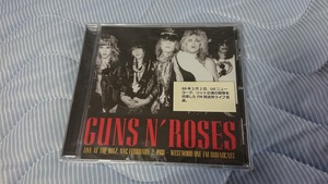 GUNS N