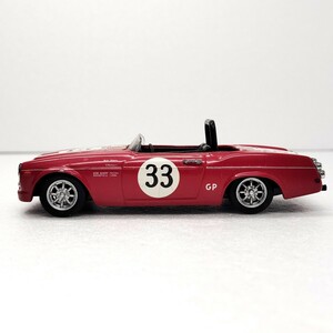 1/43 エブロ 日産 ダットサン フェアレディ 2000 SR311 SCCA レースカー 33番 DATSUN Nissan Fairlady 昭和の名車 スポーツ 1円〜　062409