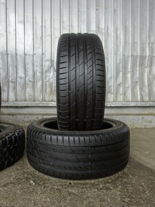 235/45R18　KUMHO　ECSTA PS71　中古夏タイヤ２本　(060726）