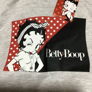 ベティ　半袖Ｔシャツ　Ｍサイズ　　グレー