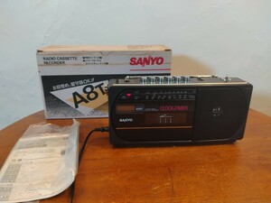 R60419-7 昭和レトロ SANYO ラジカセ MR-A8T 元箱付き 通電のみ確認済み