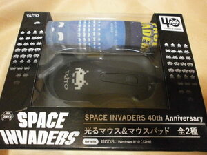 SPACE INVADERS 40th Anniversary 光るマウス＆マウスパッド