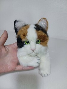 ++nannan++羊毛フェルト　三毛猫ブローチ　ハンドメイド　インテリア