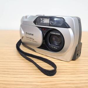 ジャンク カメラ デジタルカメラデジカメ FinePix1400z FUJIFILM 富士フィルム FinePix シルバー コンパクト 本体 電池式 ｗ24100207-w