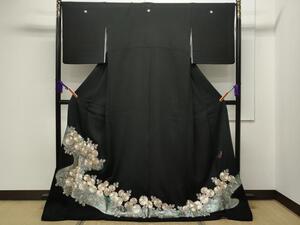 平和屋着物●国際的伝統工芸作家　十二代・藤林徳扇　苑寿　駒刺繍　道長舞菊文　金銀彩　正絹　逸品　CAAL6244ut