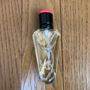 イヴ・サンローラン パリ オーデトワレ　30ｍｌ　中古品