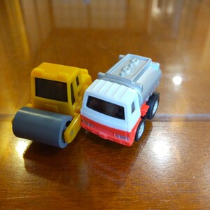 2007　TOMY　ミニチョロQ　ミニカー　 トラック　働く車