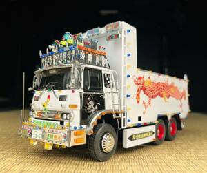 トラック野郎　1/32 ボルサリーノ２　ニコイチ車