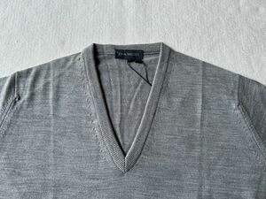 ②新品 JOHN SMEDLEY ジョンスメドレー Vネックニット S