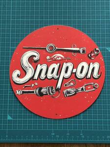 AL0Iブリキ〇看板】Snap-on スナップオン 珍しい〇タイプ 工具 仕事場、自分の部屋や秘密基地の壁にいかがでしょうか