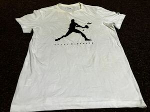 ジョコビッチ テニス ラコステ Tシャツ