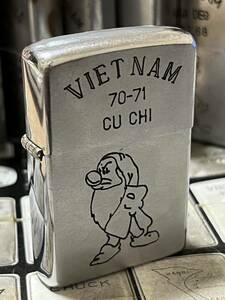 1970年製ベトナムジッポー「7人の小人」ディズニー 当時物 ミリタリー ヴィンテージ