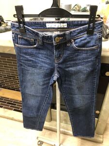 UNIQLO ユニクロ　Skinny Fit スキニーフィット　デニム　ジーパン　ジーンズ　サイズ　ウエスト24（61cm）