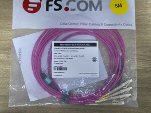 FS.COM OM4 Multimode Breakout Cable MPO-LC 5M 光ファイバー イーサーネット サーバー ネットワーク スイッチ Switch 複数あり 未使用