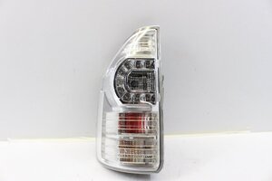 美品/破損無　ヴォクシー　ZRR70W　キラメキ　後期　テールライト　左　左側　LED　イチコー　28-220　打刻VR　339483