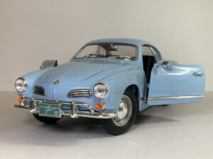 フォルクスワーゲン カルマンギア Volkswagen Karmann-Ghia 1966 1/18 - ロードシグネチャー Road Signature