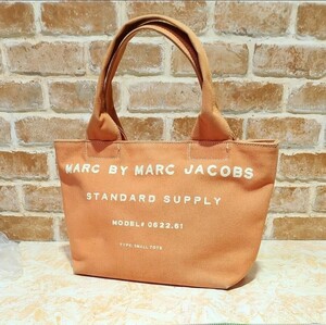 MARC BY MARC JACOBS キャンバストバッグ かわいい マークバイマークジェイコブス トートバッグ　人気　目立つカラー