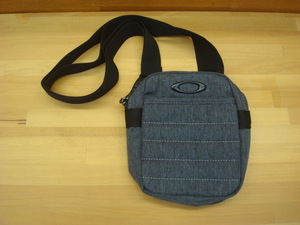 新品OAKLEY(オークリー) ENDURO SMALL SHOULDER BAG BLACKOUT DK HTR 02H