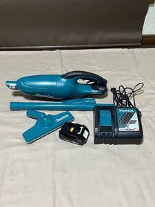 マキタ　CL180FDZ コードレスクリーナー makita 掃除機