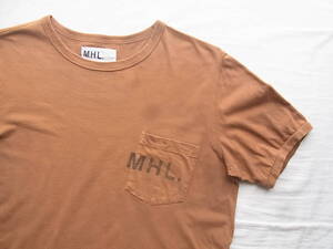 M H L, マーガレットハウエル　ロゴプリント入り　ポケット付きTシャツ　サイズ L 日本製　ライトブラウン系