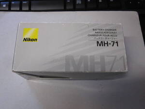 動作保証！新品未使用！NIKON MH-71 EN-MH1-B2専用充電器 送料600円