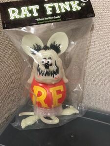 【即決価格】　RATFINK ラットフィンク　ソフビ フィギュア Glow in the dark 畜光 ★3