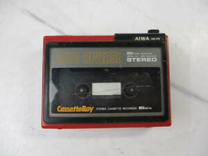 S280　棚32　ジャンク品　AIWA　アイワ　HS-F2　CassetteBoy　カセットボーイ　ポータブルカセットプレーヤー　AUTO REVERSE STEREO