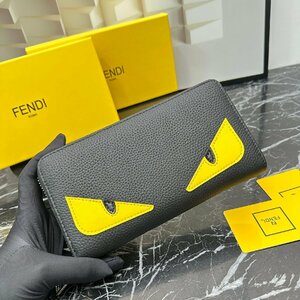 FENDI フェンディ　モンスター　長財布