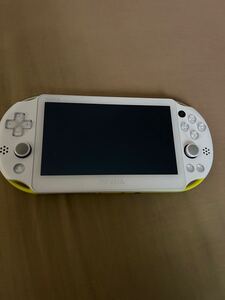 PSVITA PCH-2000 