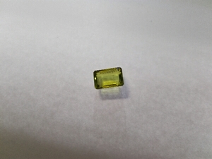 天然グリーントルマリン　3.60　CT　4215