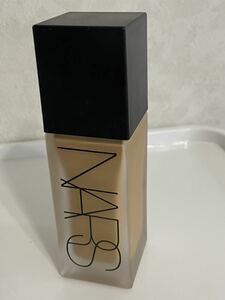 ナーズ　NARS オールデイ　ルミナスティック　ウェイトレス　ファンデーション　30ml MEDIUM 3 ⑥ 定価6710円 未使用　定形外は350円