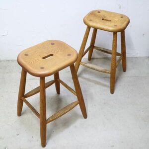 中村好文　HIGH STOOL　２脚　穴あきハイスツール　奥田忠彦　デザイナー　デザイン　建築家　椅子　イス　いす　チェア　角スツール