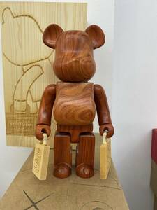 YOSHIDA × BE@RBRICK 400％