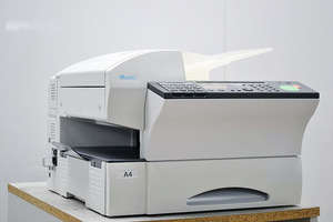 中古B4業務用FAX/正常動作品 ムラテック/村田機械/Muratec V-680 カウンタ30023 コピー FAX B4【中古】