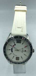 HILFIGER STAINLESS TH.159.1.14.1126 腕時計　メンズ　ホワイト　UW-310