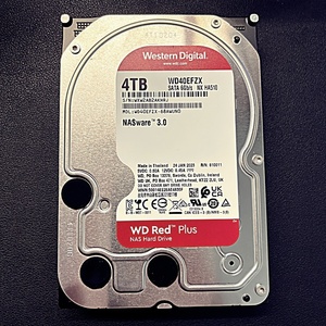 【中古】Western Digital WD Red Plus NASハードディスクドライブ3.5インチ 4TB WD40EFZX (使用時間38h)