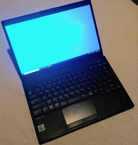 【LTE搭載】富士通 Lifebook U9310/E (i5 10310U / 8GB / 128GB SSD/ Win10Pro /Office)