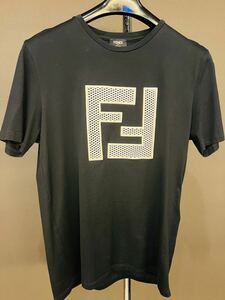 FENDI フェンディ　Tシャツ　美品　ブラック　M